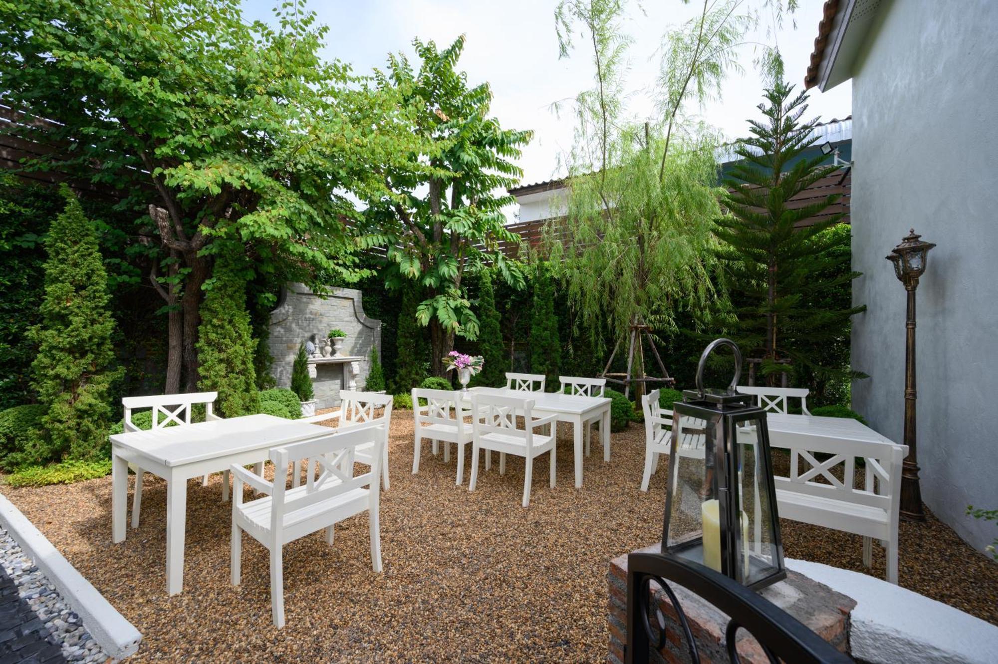 Hotel Seville Hua Hin